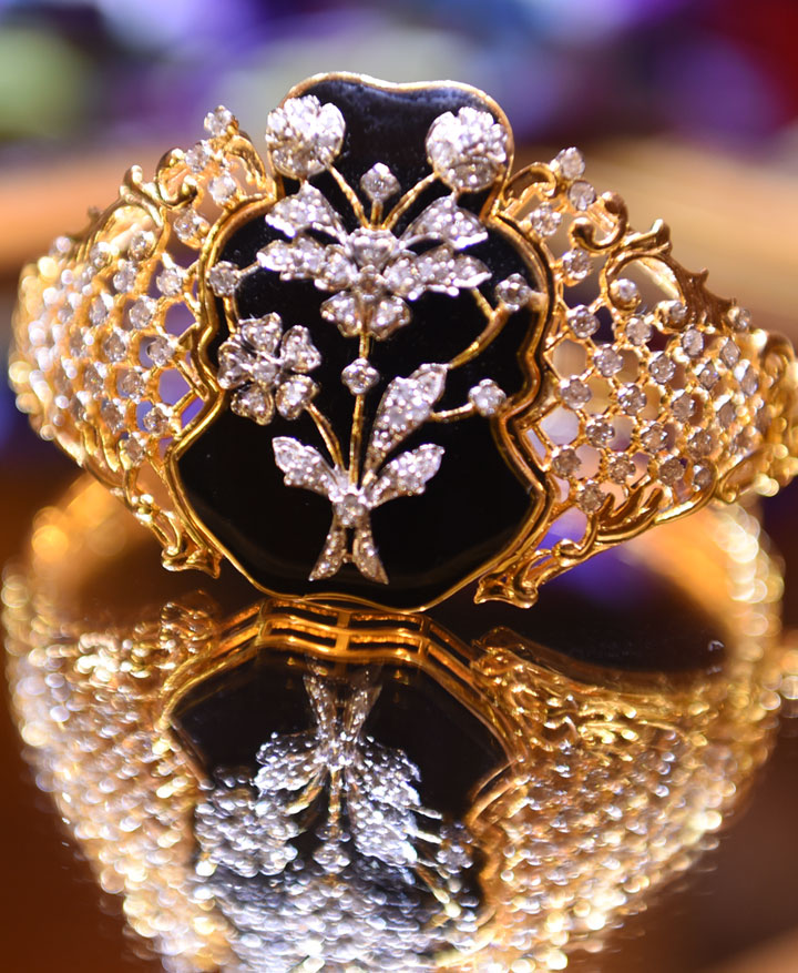 Sunder Gems & jewels